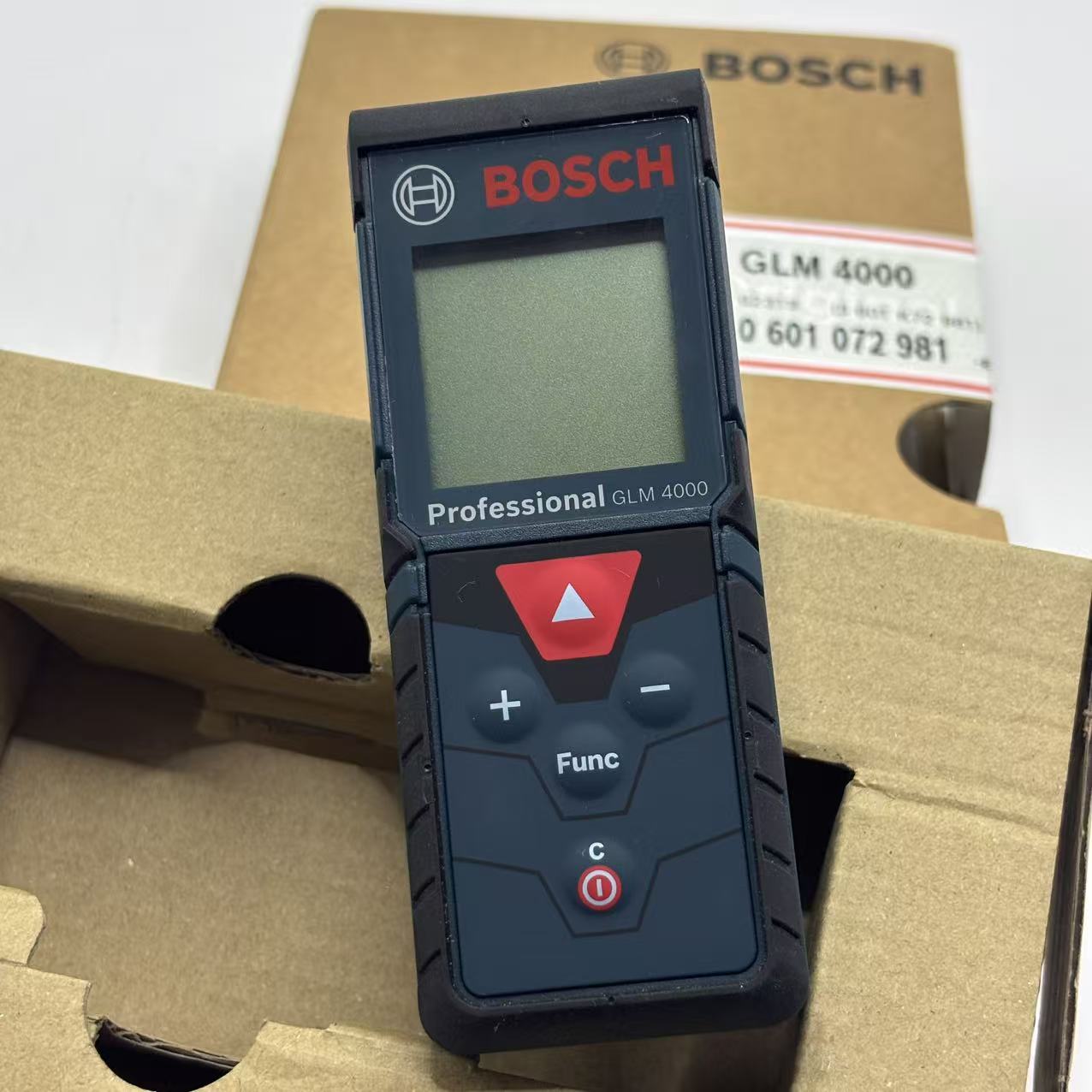 보쉬 GLM 4000 레이저 거리측정기 디지털 테이프  - Test Instruments 리뷰 및 가격